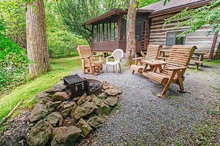 Quiet oak exterior at Ole Mink Farm Recreation Resort